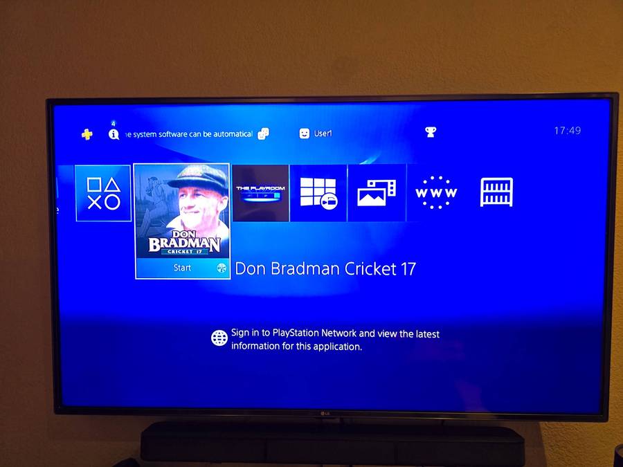 PS4 Console 1TB - Playstation 4 Bundle - 2 Controls + 4 Games