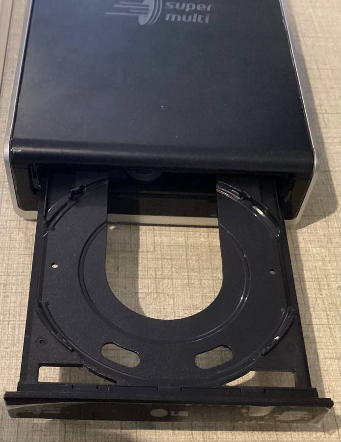 LG External GE20 20x Super Multi DVD Rewriter