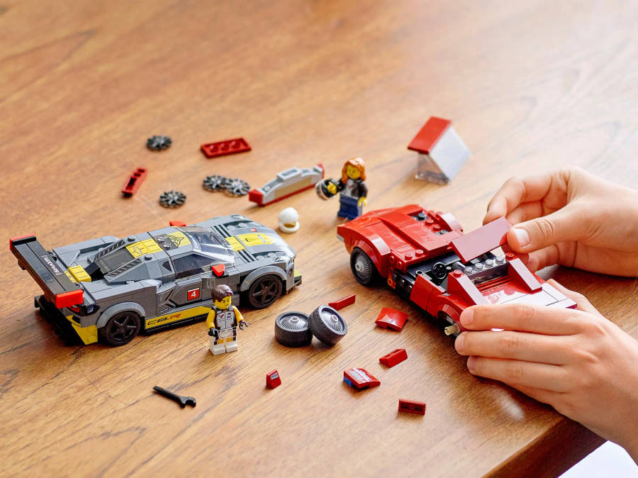 LEGO® Speed Champions - Chevrolet Corvette C8.R Race Car and 1969 Chevrolet Corvette (76903)