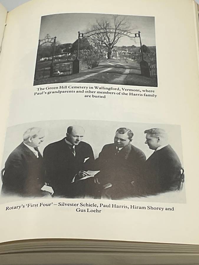 The First Rotarian: The Life and Times of Paul Percy Harris - Founder of Rotary - James P Walsh