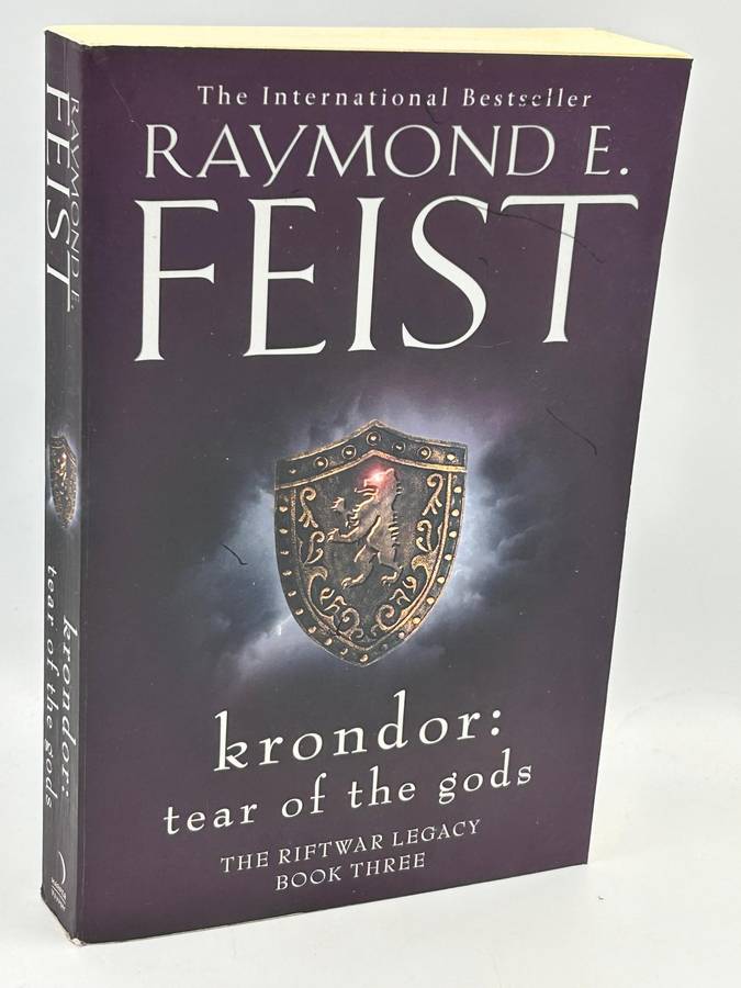 Krondor: Tear of the Gods by Raymond E. Feist