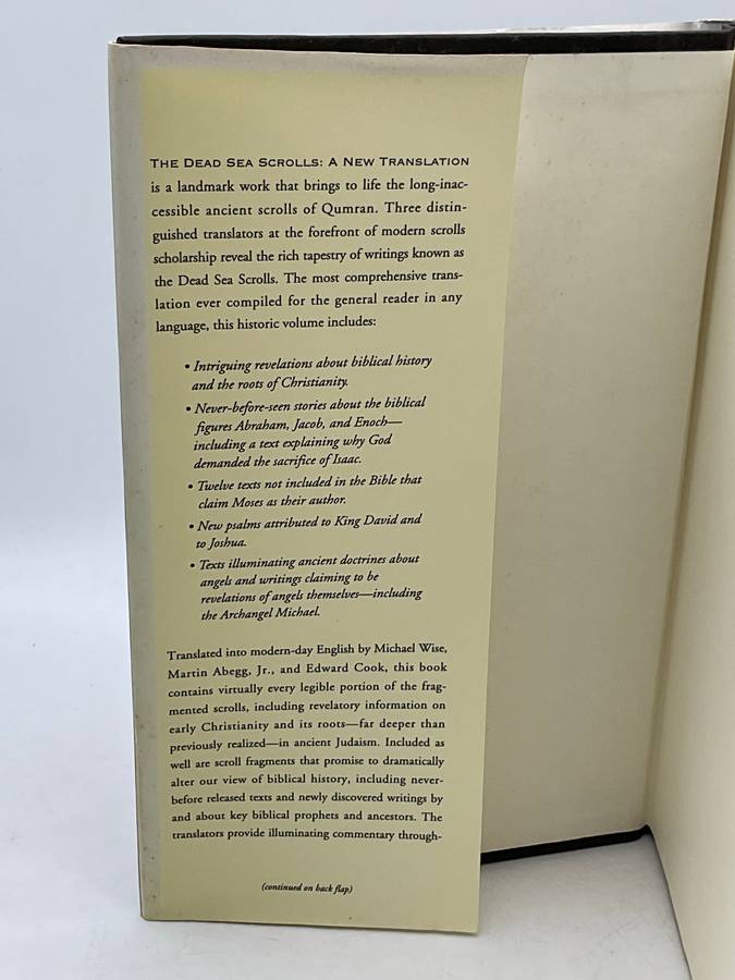 The Dead Sea Scrolls: A New Translation - Michael O. Wise, Martin Abegg & Edward Cook