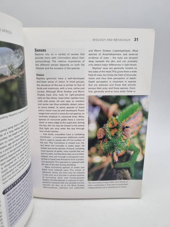A Guide to the Reptiles of Southern Africa - Graham Alexander & Johan Marais