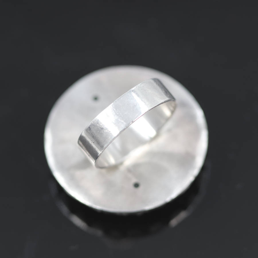 LARGE SOLID STERLING SILVER RING WITH NATURAL PREHNITE GEMSTONE