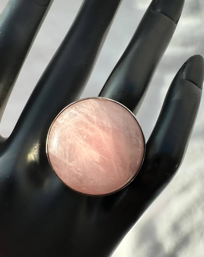 LARGE ROUND NATURAL EARTH-MINED ROSE QUARTZ SOLID STERLING SILVER RING
