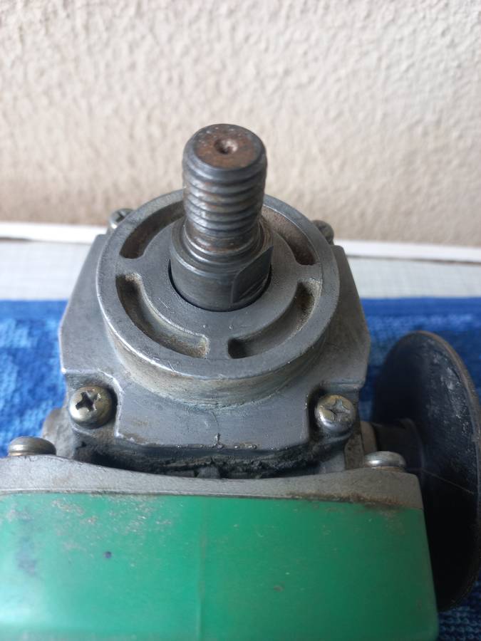 Polisher/Sander -  Hitachi SAT 180