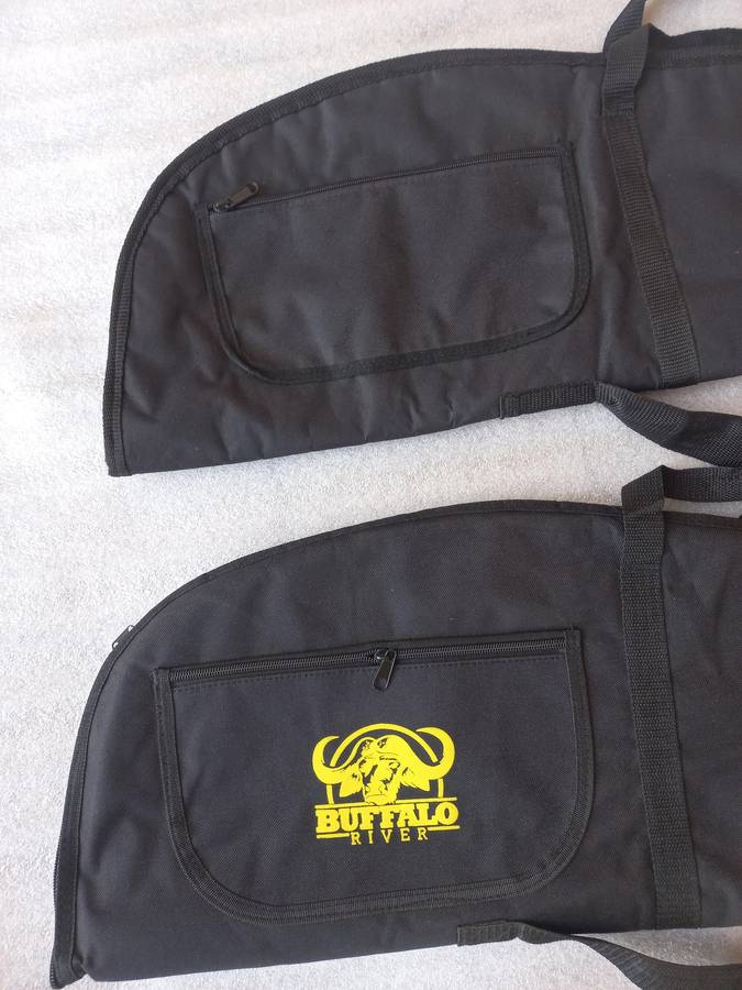 lot of 2 x new rifle bags