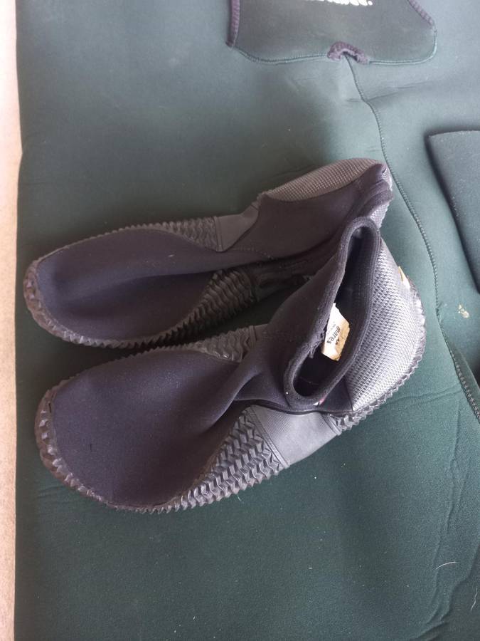 Fishing Wader size XXL & size 10 Mares Equator shoes