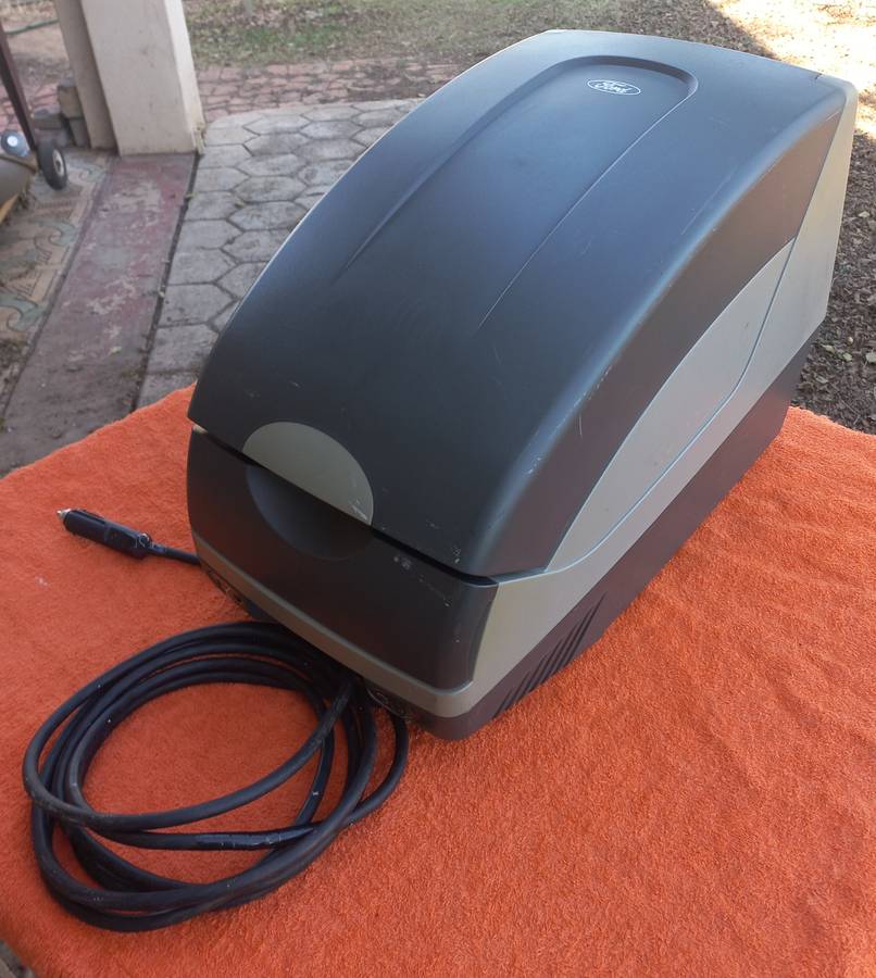 Thermal cooler / Warm box - 15L capacity - Ford