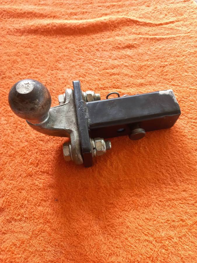 Towbar insert hitch - Insert square piece is 51mm x 51mm