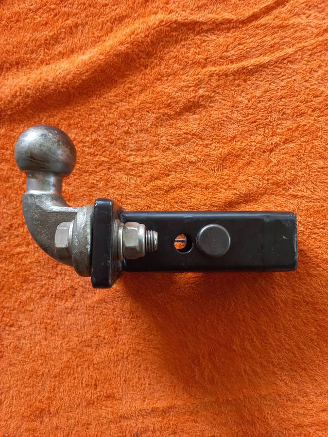 Towbar insert hitch - Insert square piece is 51mm x 51mm