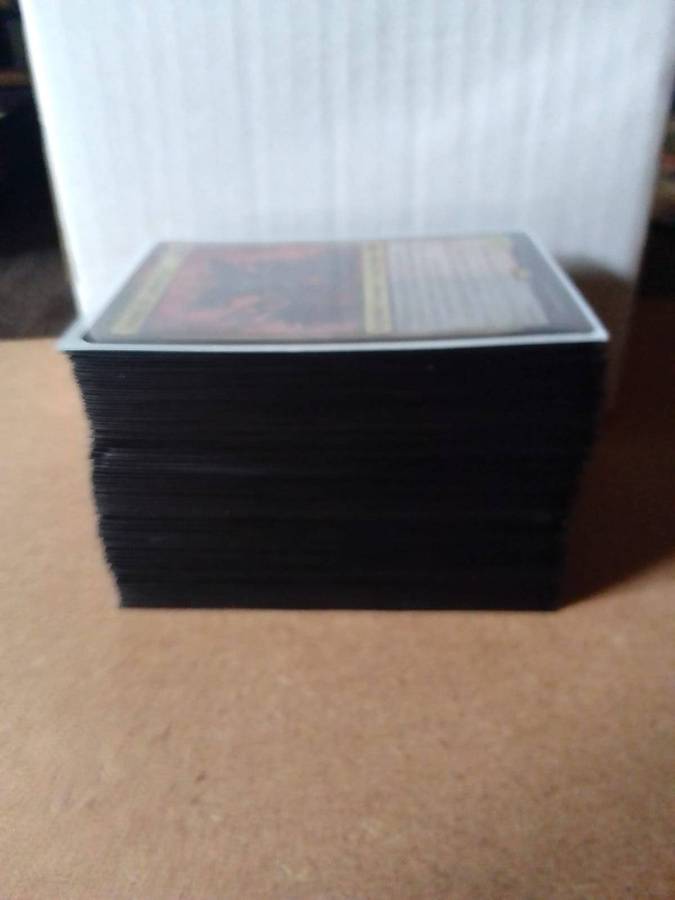 Magic the gathering commander Sauron the Lidless Eye red/black