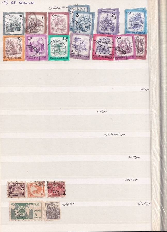Green 15 page stamp album with some stamps, good used condition