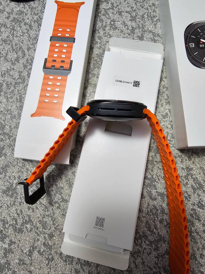 Samsung Galaxy Watch Ultra 47mm Titanium Gray LTE GPS Sapphire Glass