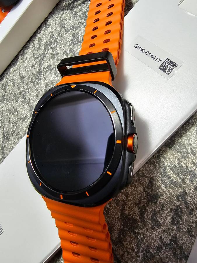 Samsung Galaxy Watch Ultra 47mm Titanium Gray LTE GPS Sapphire Glass