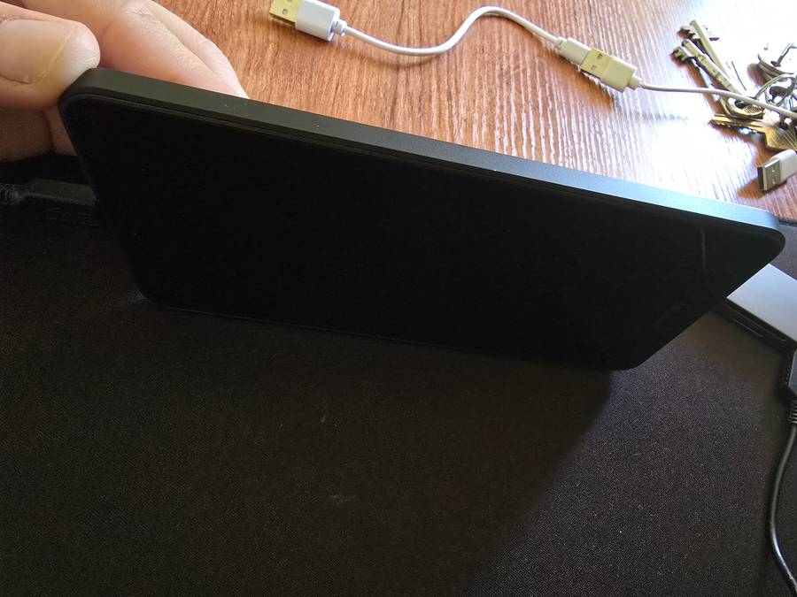 Nokia Lumia 640 XL Dual sim BRAND NEW NEVER BEEN USED BOX NOT INCLUDED!