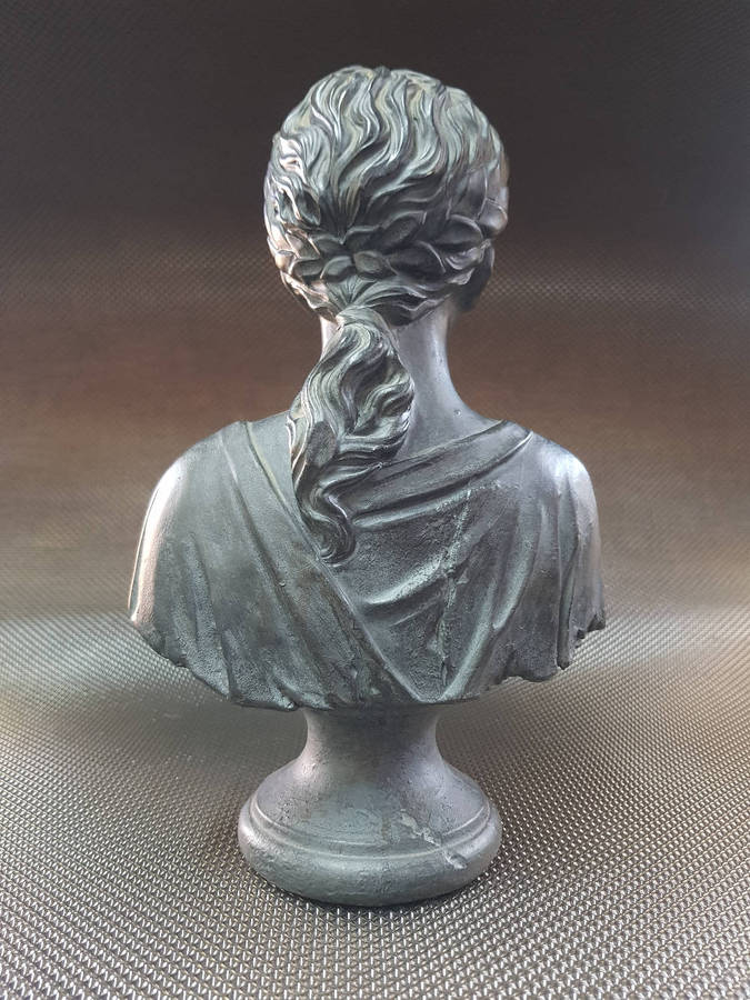 Lovely Decorative Victorian Style Bust.