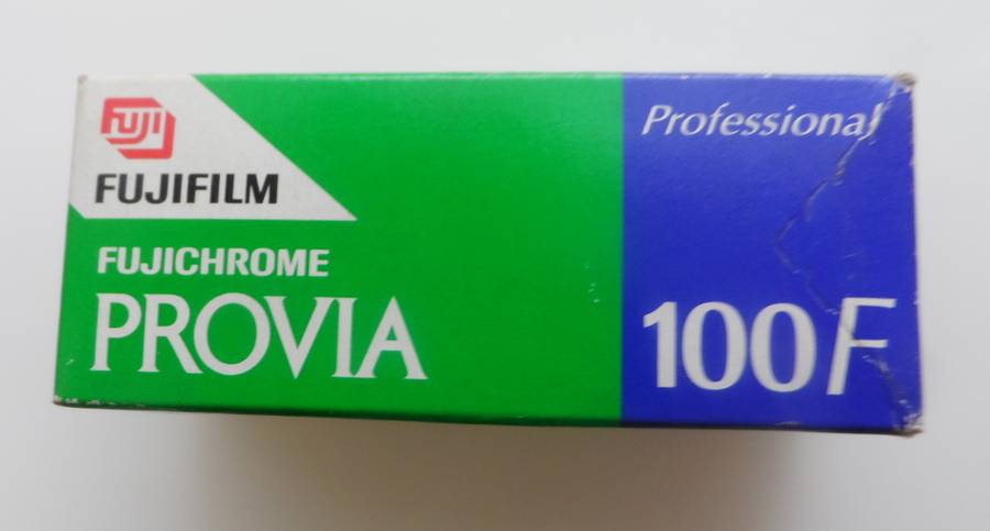PROVIA FUJICHROME 100F  SUPER FINE GRAIN, DAYLIGHT,  RDP III  120  CR56/E6 EXPIRED FILM 2004-10
