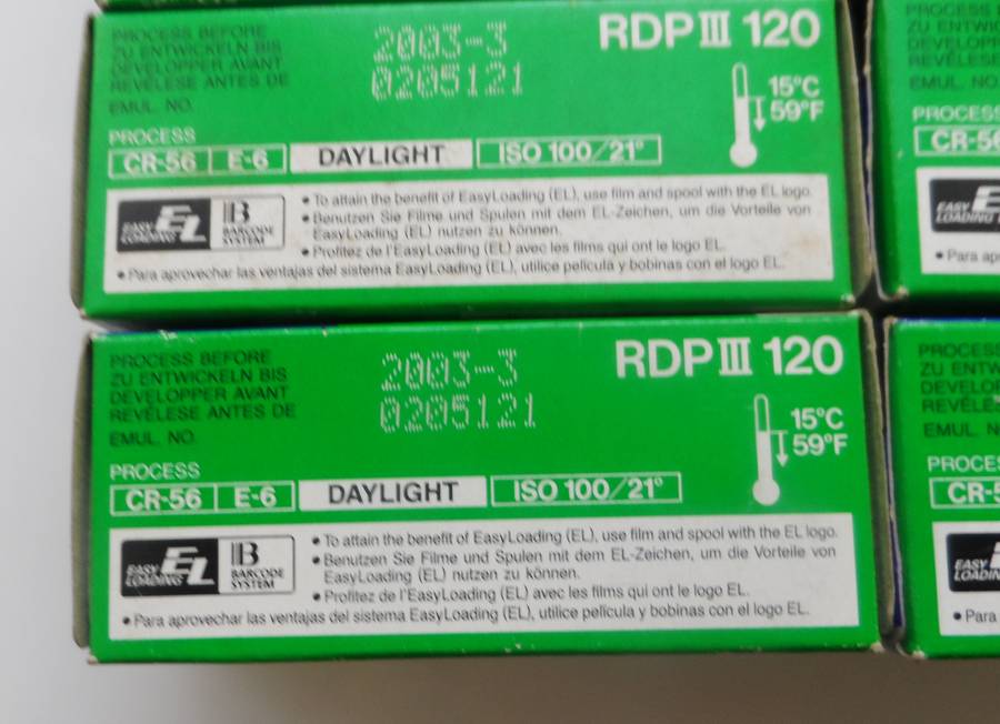 PROVIA FUJIFILM 100F PROFESSIONAL SUPER FINE GRAIN   DAYLIGHT,  RDP III 120  CR56/E6   X10