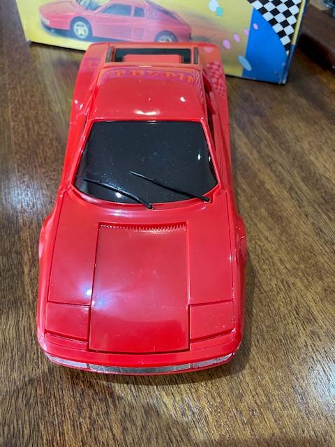 1980'S Ferrari shaped AM battery operated radio model car
