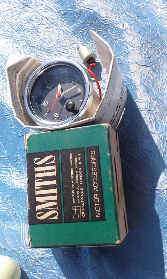 Smiths motor accessory.  Guage.