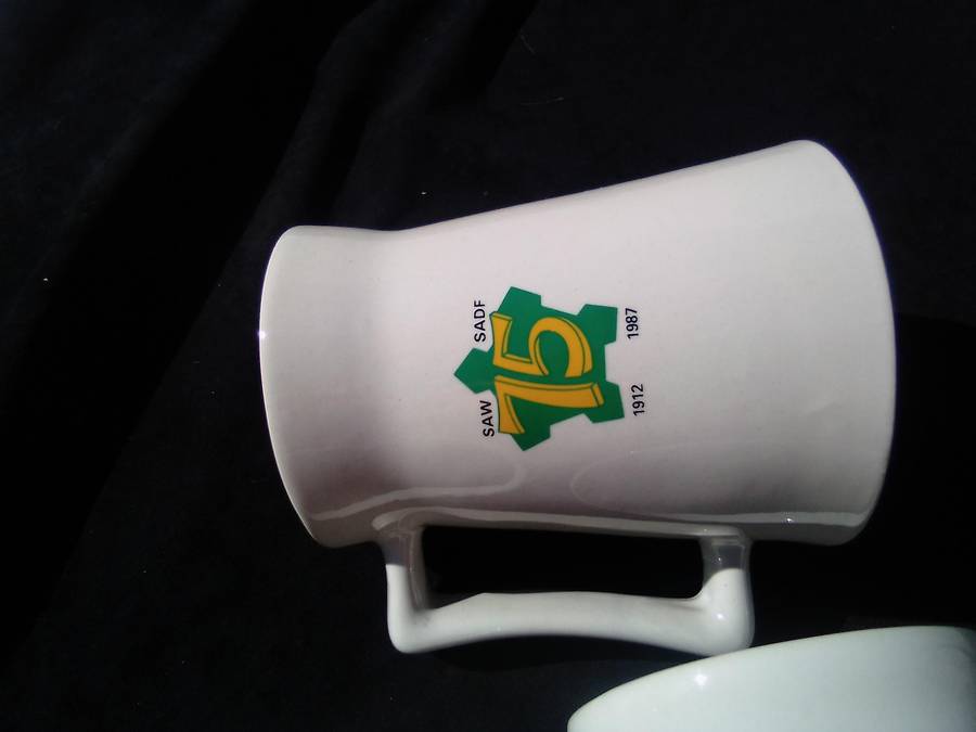 Joblot of Military mugs.  Condition:. Very good.