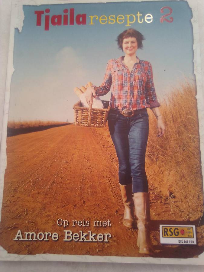 "Tjaila Resepte 2"  RSG Amore Bekker.  .Soft  cover.
