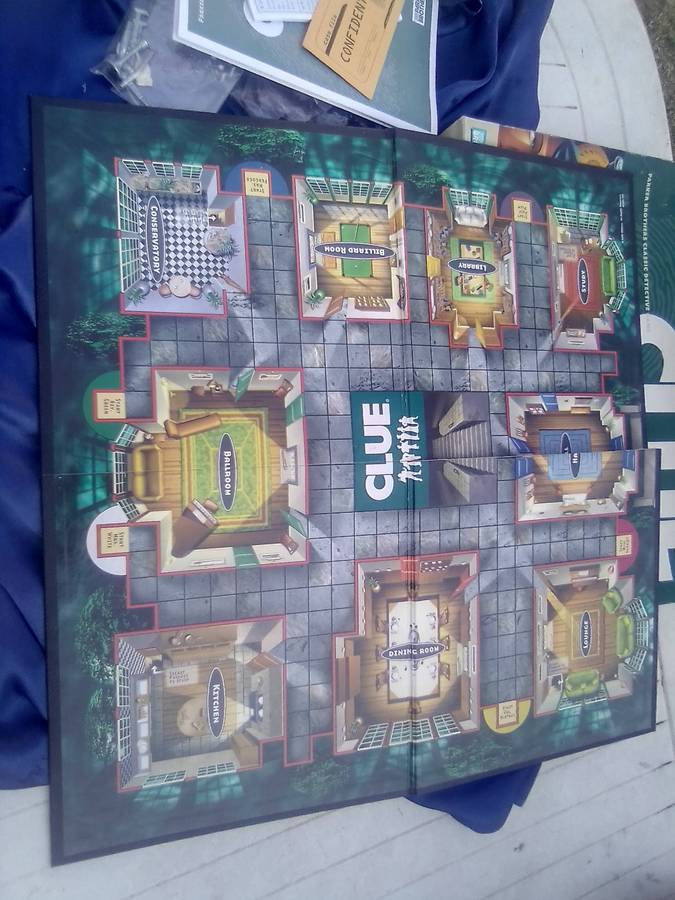 Clue. Parker Brothers Classic Detective Game.  Complete.  Condition:. Very good.