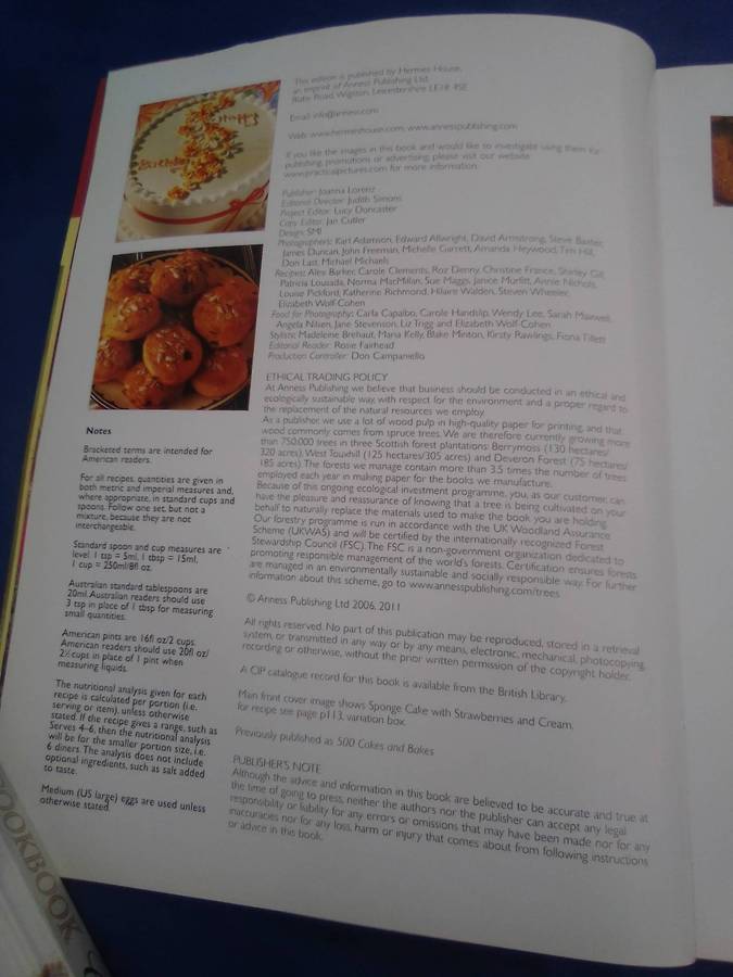 "Cakes and Bakes' Soft cover.
