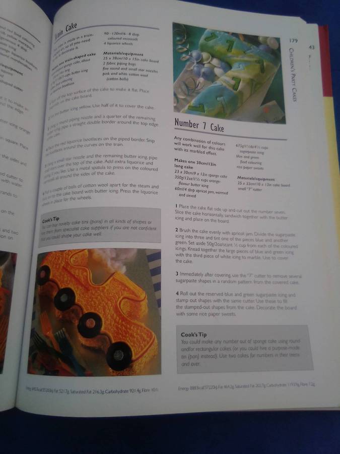 "Cakes and Bakes' Soft cover.