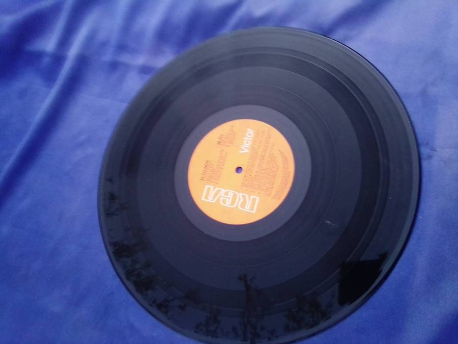 L.P. Vinyl Record.  Elvis Now.  VG+ VG