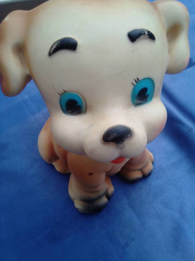 Retro squeaky toy.