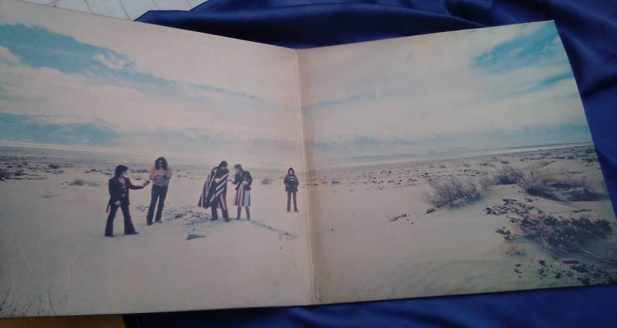 L.P.  Wings.  Venus and Mars.  Cover:  Very good.  L.P.: Very good.