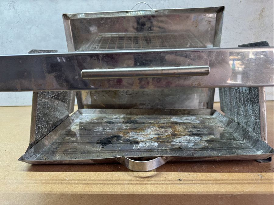 Braai, Portable suitcase style braai