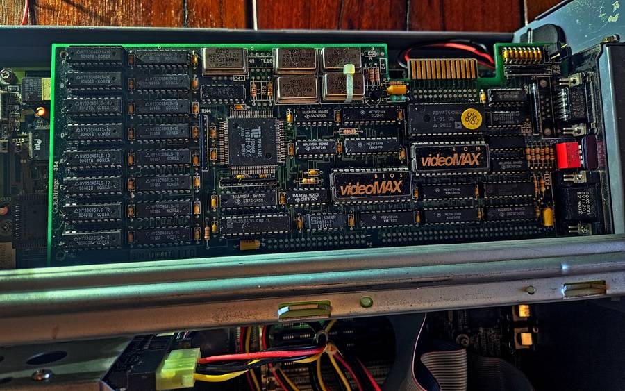 Vintage Desktop Computer- Tatung 386SX 1988