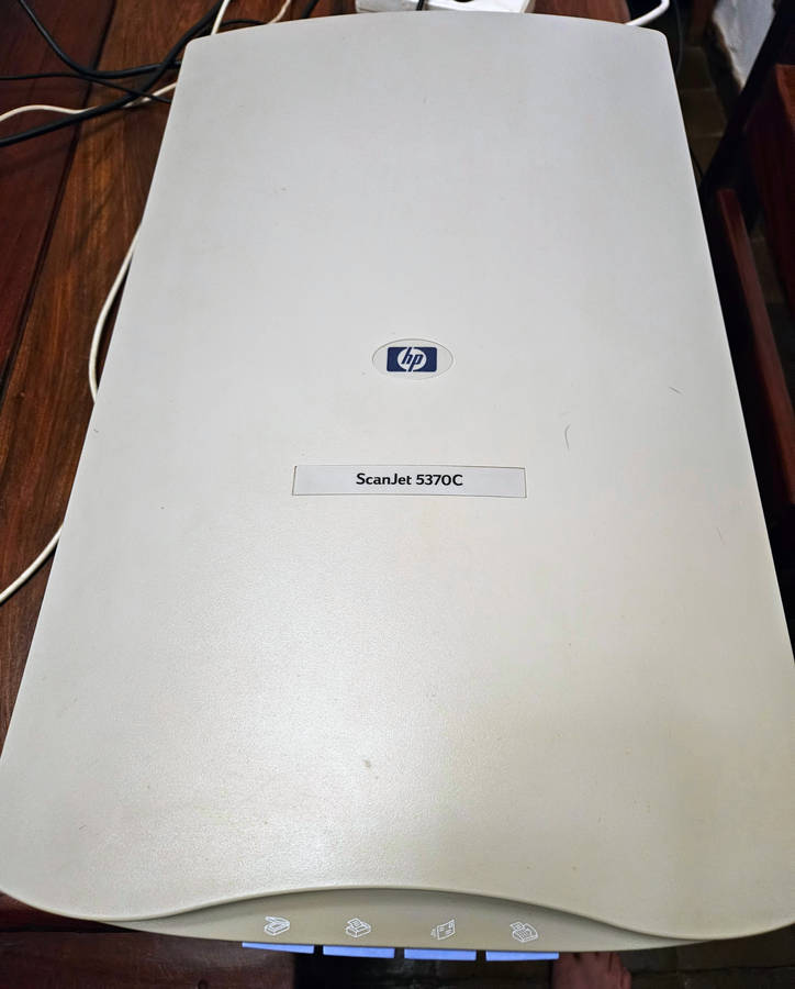 Dell Pentium III Desktop PC (2000) with many extras.