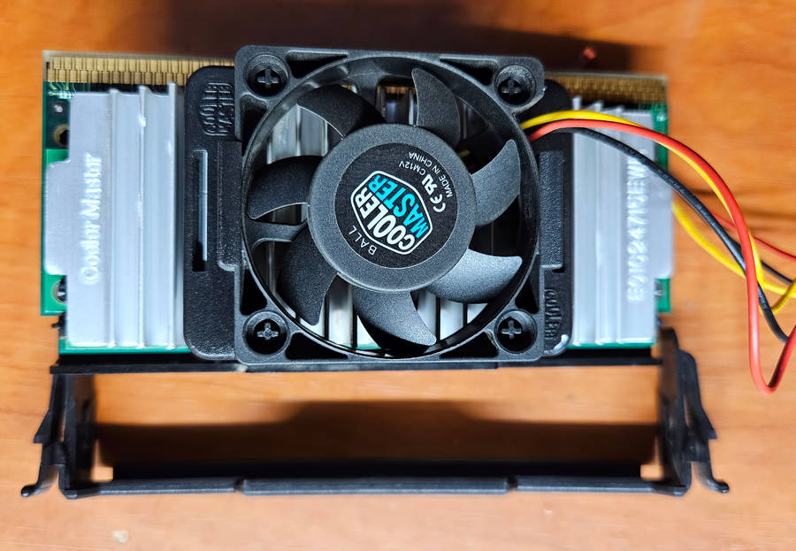 Intel Slot 1 Pentium III 533Mhz  CPU (1999)