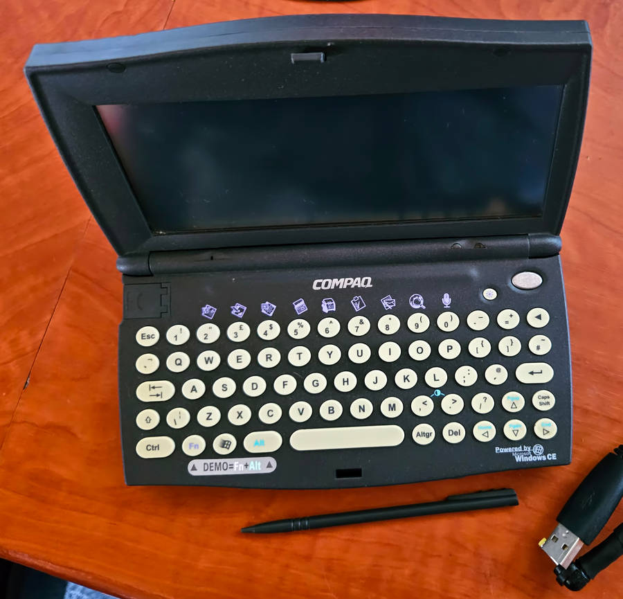 Compaq Raid CE 1998 PDA