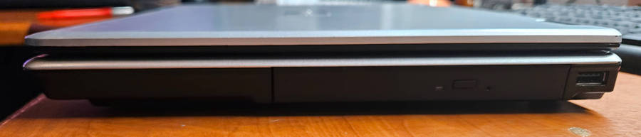 Sahara 14" XP Laptop (2006)