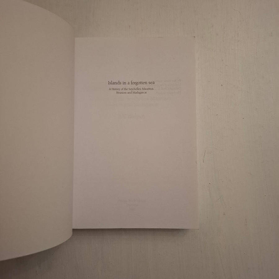 Islands in a Forgotten Sea (T.V. Bulpin)