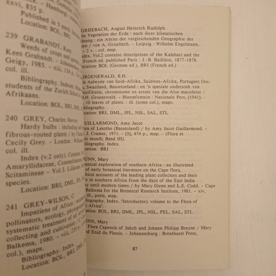 Southern African botanical literature, 1600-1988 (A. S. Kerkham)