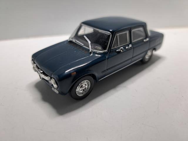 1:43 ALFA ROMEO GIULIA