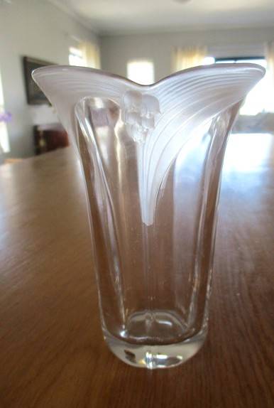 Beautiful Mikasa heavy glass vase with Lily of the Valley frosted glass accents