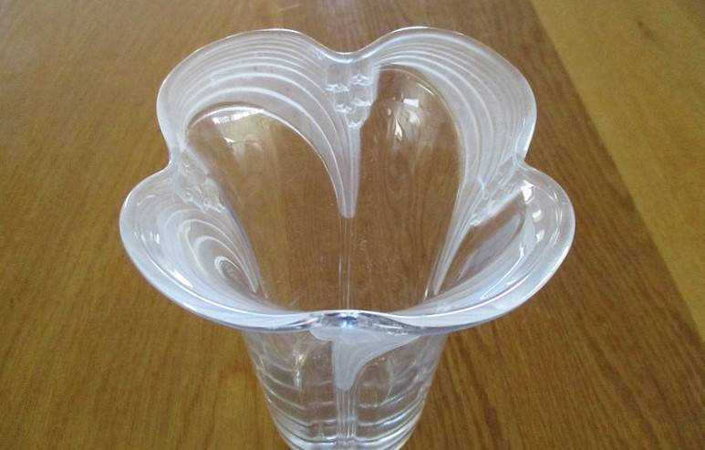 Beautiful Mikasa heavy glass vase with Lily of the Valley frosted glass accents