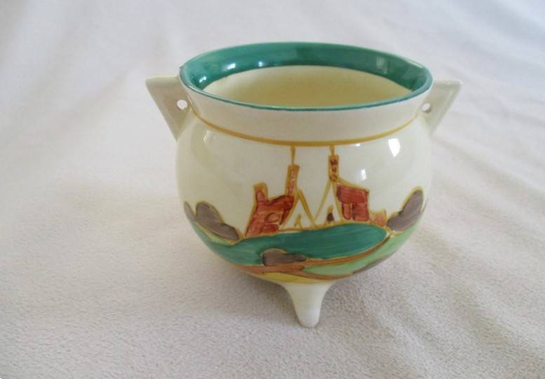 Bargain!! Circa 1930's - small Clarice Cliff Fantasque Bizarre cauldron (market value R2500-R3000)