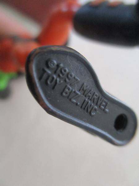 For Felicity only - 1997 Marvel Toy Biz Incredible Hulk action figure - Boneco Lider