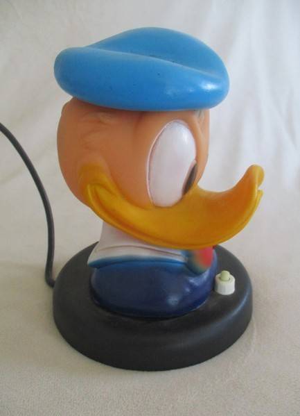 Vintage kiddies Donald Duck bedside lamp - working (with nice long cord)