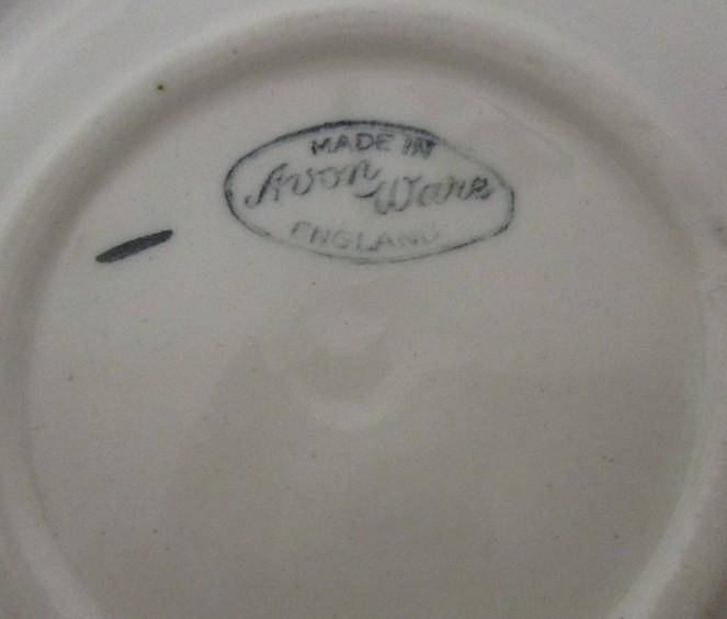 Batch of seven collectable pin dishes and saucers incl. Royal Albert, Foley, Imari, Paragon etc.