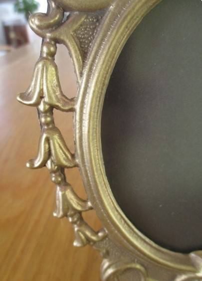 Stunning vintage Art Nouveau solid brass double photo/picture frame