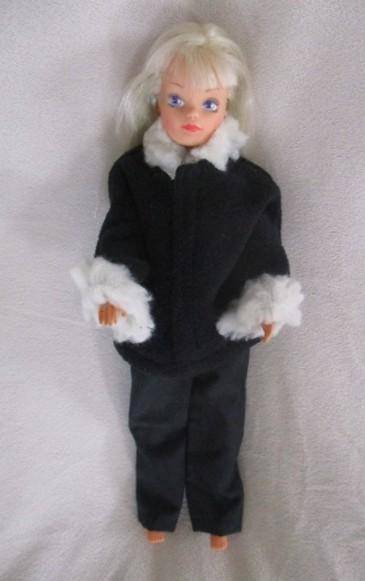 A 1987 "New Face" Sindy doll